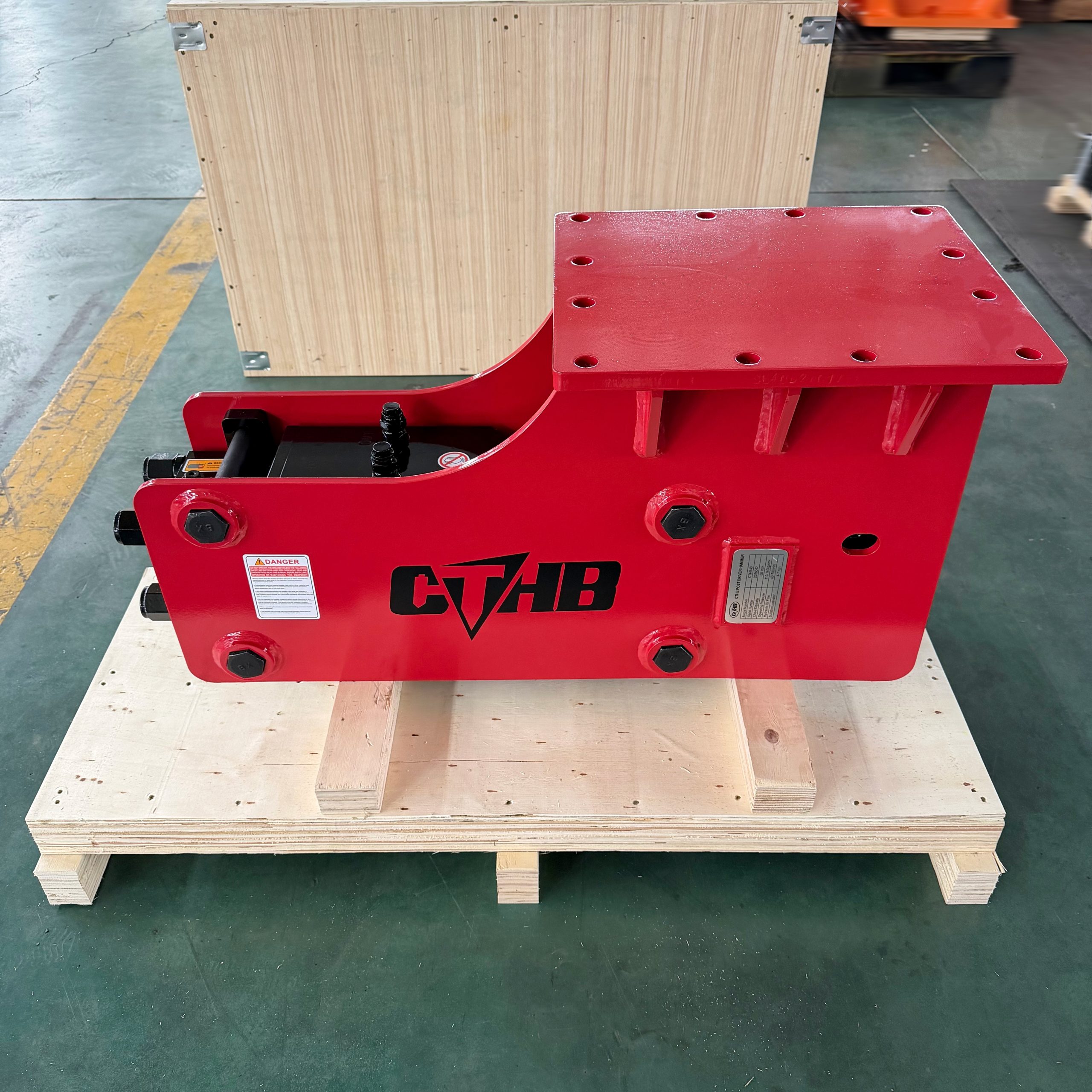 Excavator hydraulic post driver