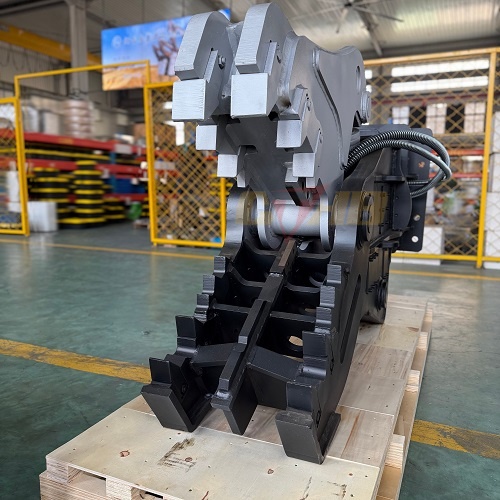 rotating pulverizer