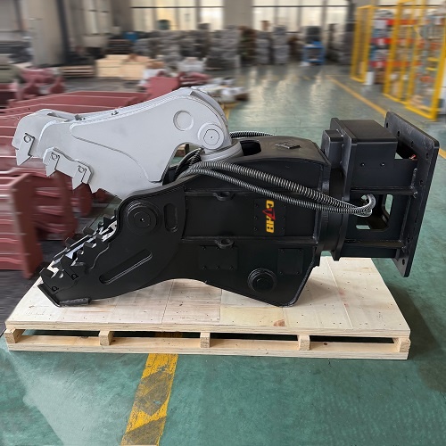 rotating pulverizer